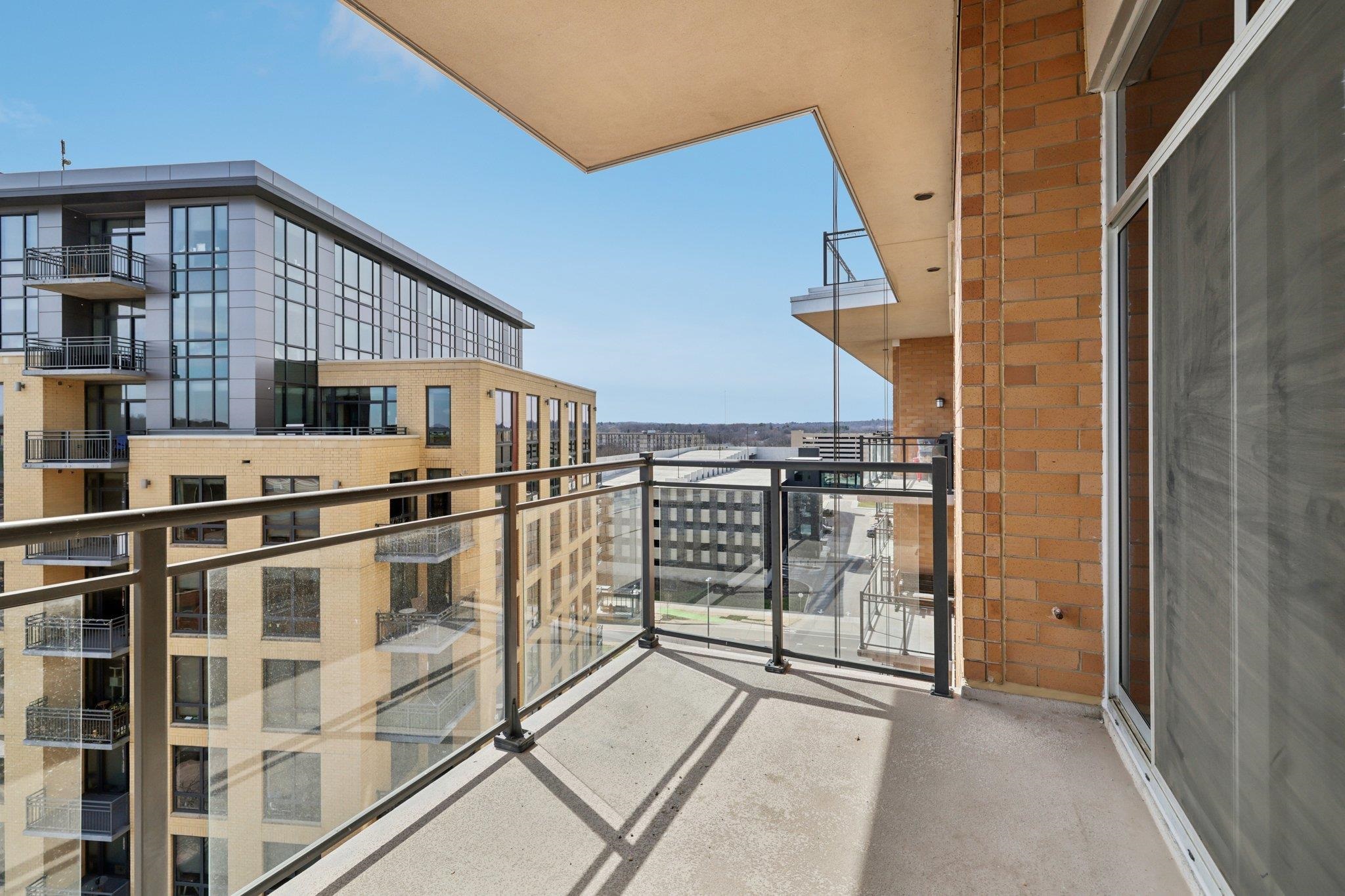 625 North Segoe Road, Unit 809 Madison, WI 53705 - Photo 24 of 57