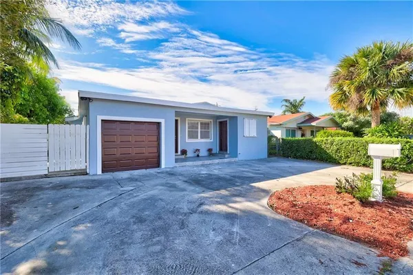$3,000 | 1389 West 33rd Street, Riviera Beach, FL 33404