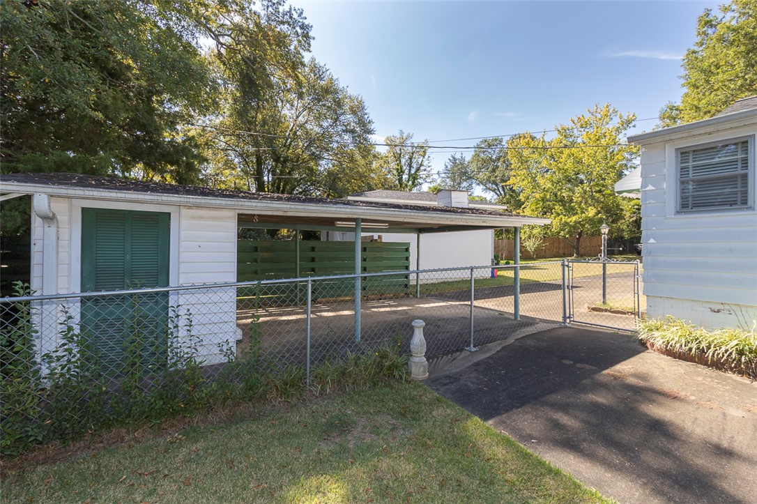 2408 Lever Court Anderson, SC 29625 - Photo 33 of 39
