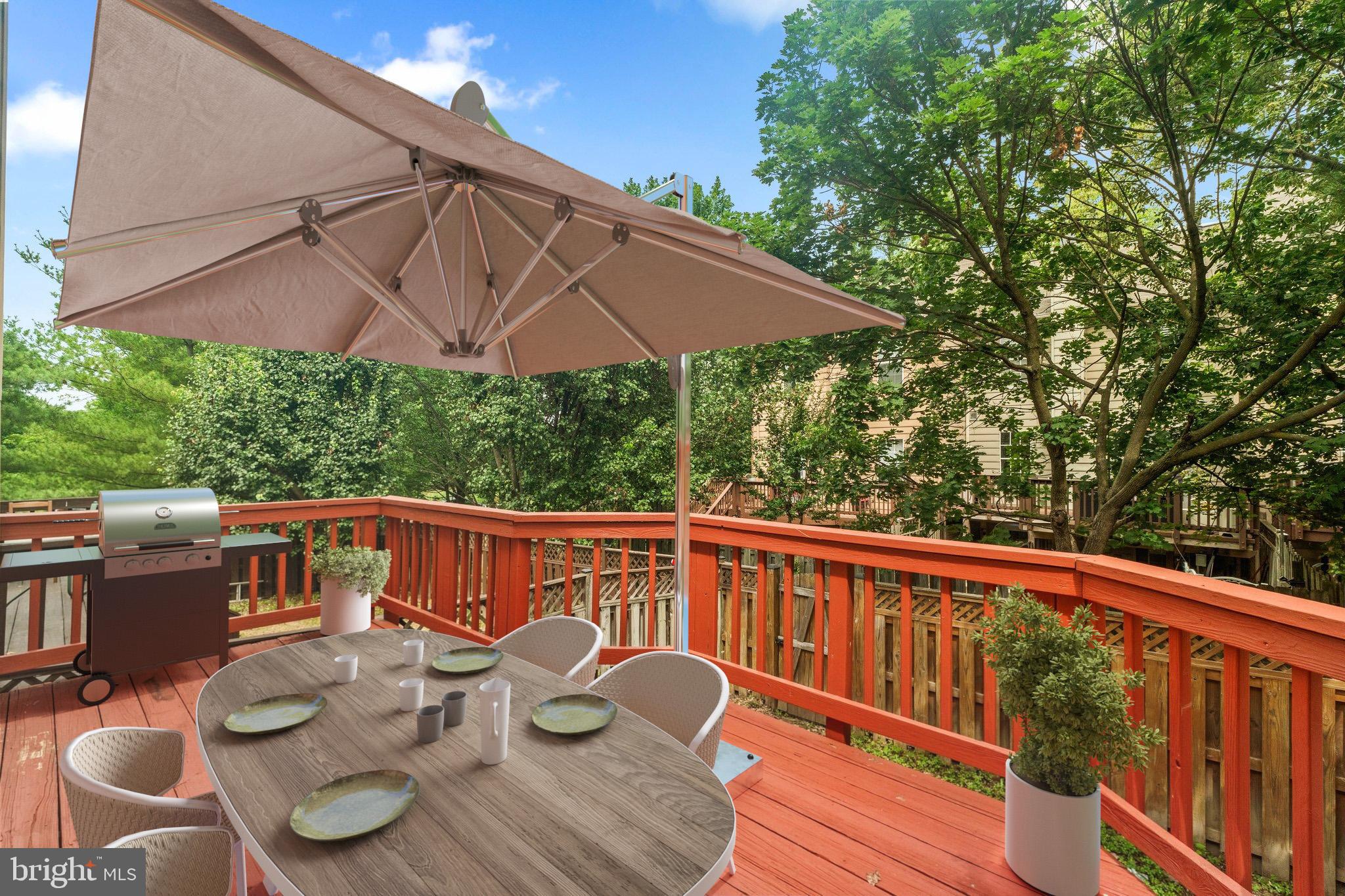 6008 Bingley Road Alexandria, VA 22315 - Photo 9 of 39 Entertain on your expansive deck off kitchen!