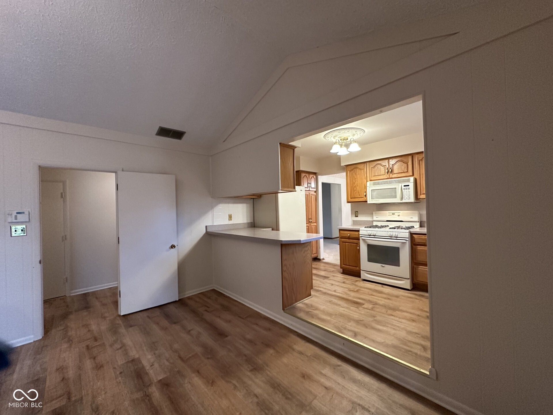 2431 Fisher Road Indianapolis, IN 46239 - Photo 12 of 36 Gallery Image 12