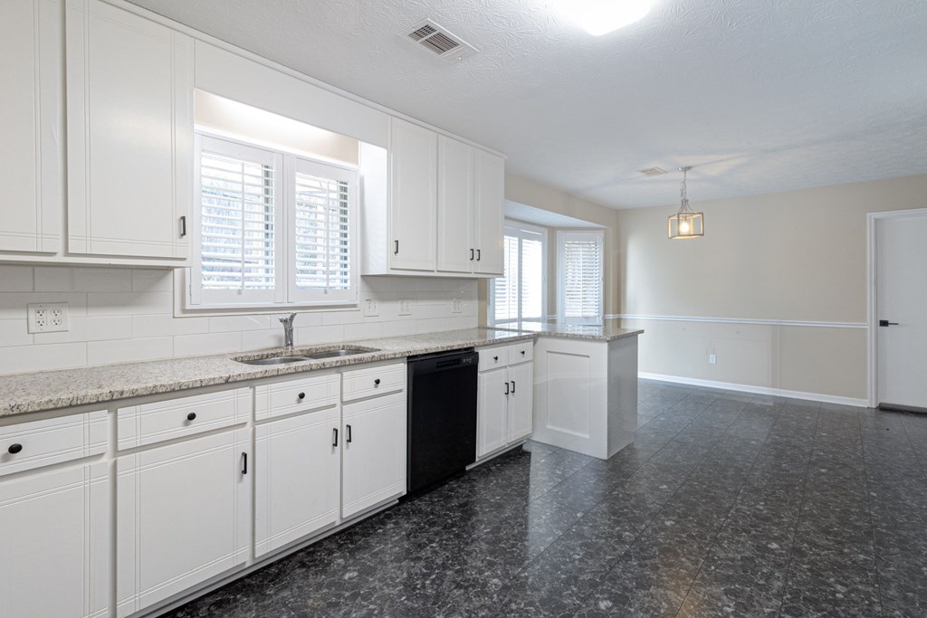 6025 Old Dominion Road Columbus, GA 31909 - Photo 10 of 30 Gallery Image 10