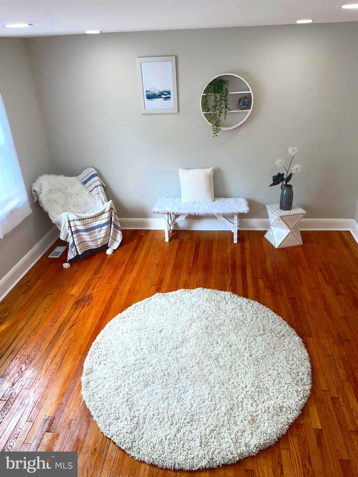5166 Stafford Road Baltimore, MD 21229 - Photo 7 of 70