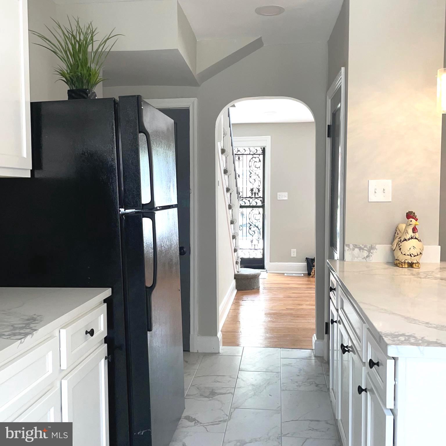 5166 Stafford Road Baltimore, MD 21229 - Photo 8 of 70