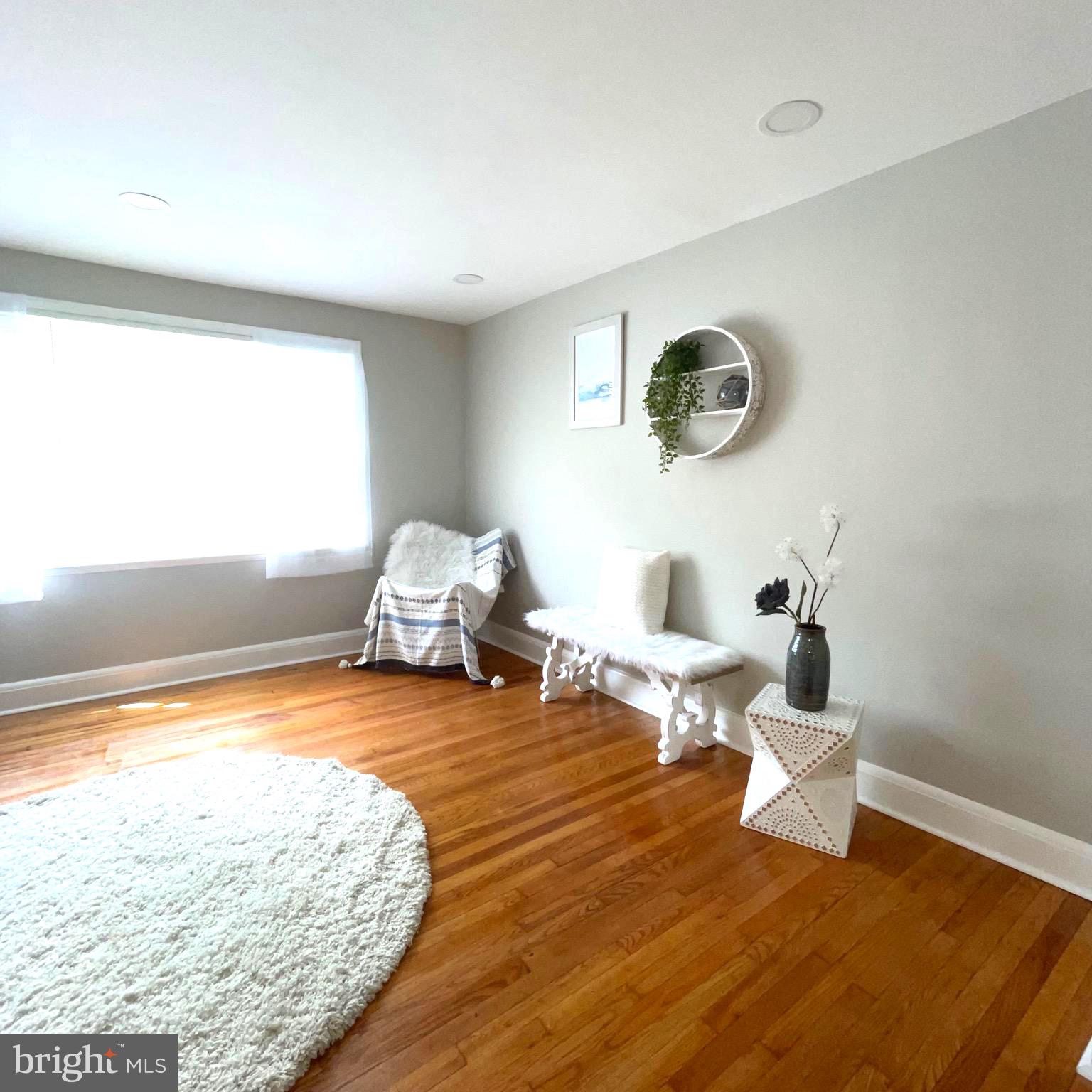 5166 Stafford Road Baltimore, MD 21229 - Photo 9 of 70