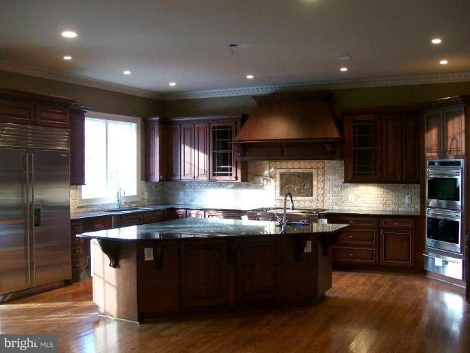 7219 Churchill Road McLean, VA 22101 - Photo 2 of 6 Kitchen