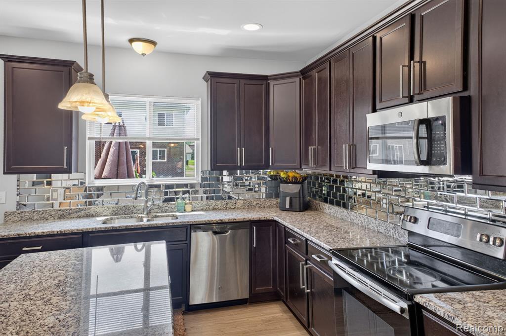 5168 Bradmore Road Warren, MI 48092 - Photo 8 of 41 Gallery Image 8