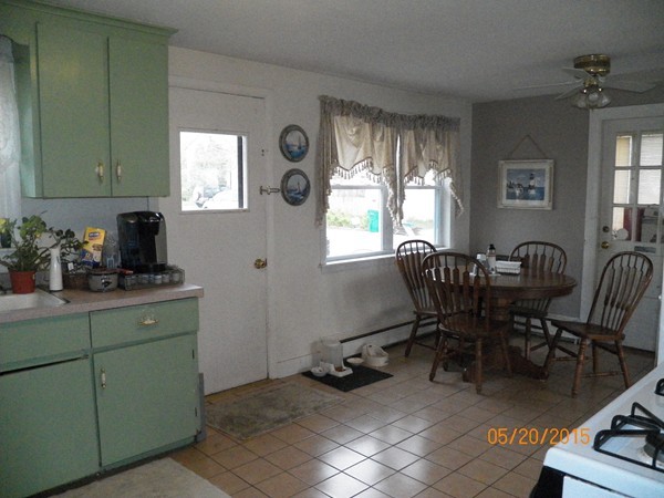 246 Kingsley Road Hull, MA 02045 - Photo 4 of 14 a dining room with furniture and window