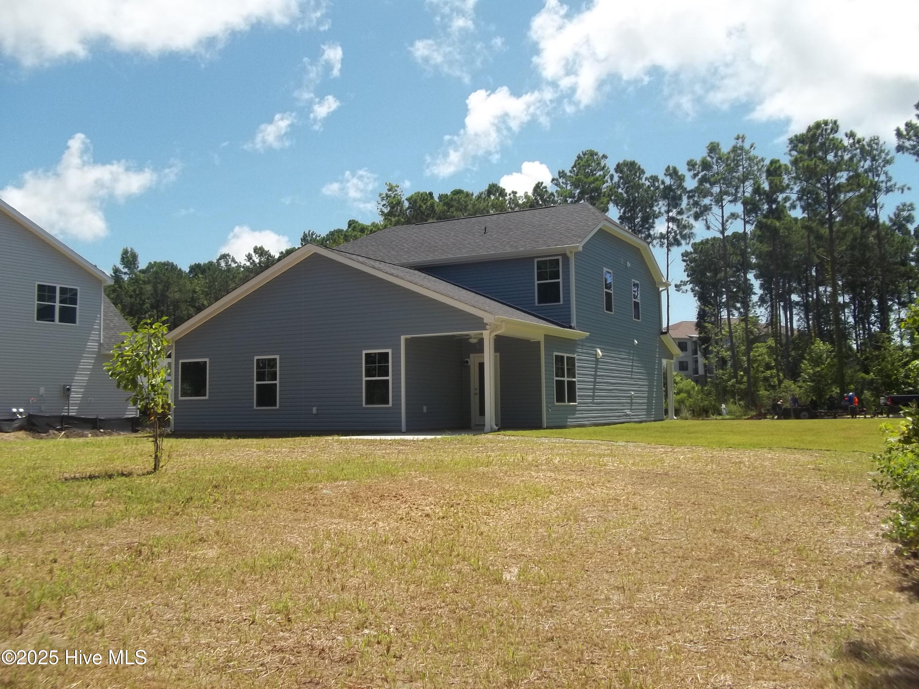 151 Portico Court Hampstead, NC 28443 - Photo 9 of 49 100_6422