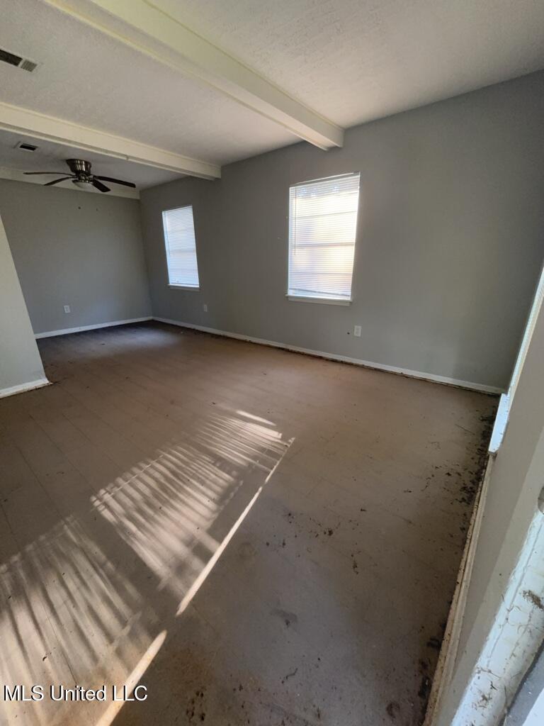 186 Delano Drive Jackson, MS 39209 - Photo 3 of 7 2025_06_25_08_00_42