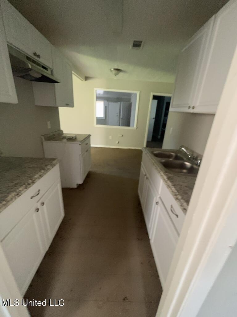 186 Delano Drive Jackson, MS 39209 - Photo 4 of 7 2025_06_25_08_00_59