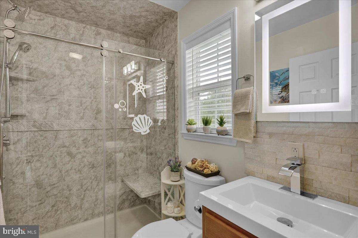 1519 Ridge Avenue Reading, PA 19607 - Photo 11 of 32