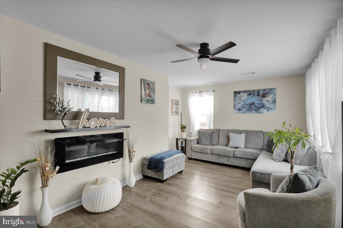 1519 Ridge Avenue Reading, PA 19607 - Photo 5 of 32