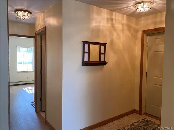 $2,400 | 25 Lexington Hills Road, Unit 7, Harriman, NY 10926