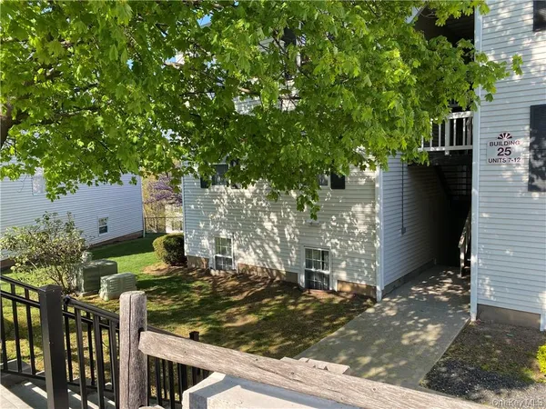 $2,400 | 25 Lexington Hills Road, Unit 7, Harriman, NY 10926