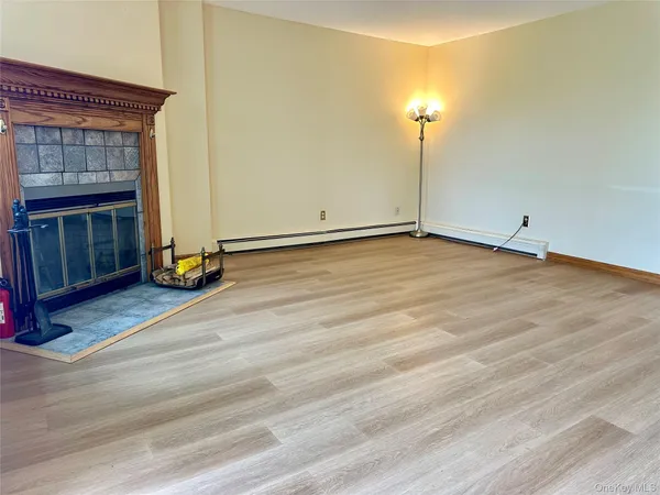 $2,400 | 25 Lexington Hills Road, Unit 7, Harriman, NY 10926