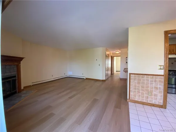 $2,400 | 25 Lexington Hills Road, Unit 7, Harriman, NY 10926