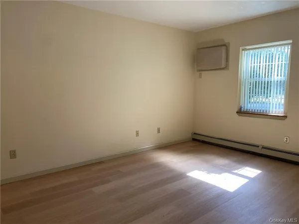 $2,400 | 25 Lexington Hills Road, Unit 7, Harriman, NY 10926