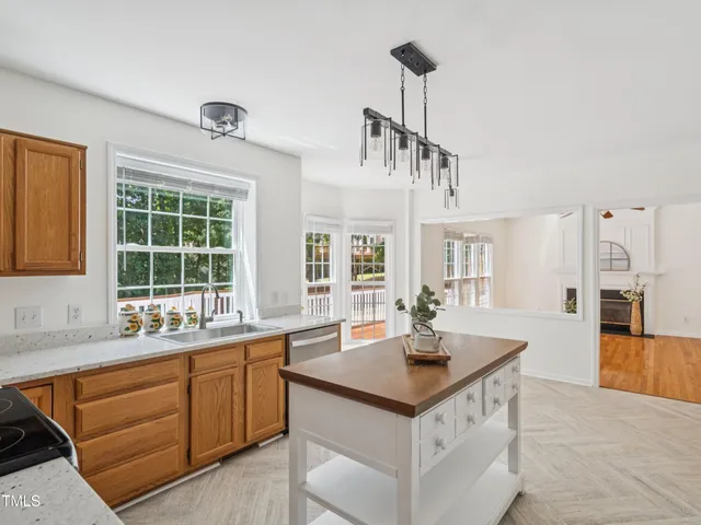 $735,000 | 104 Pellinore Court, Cary, NC 27513