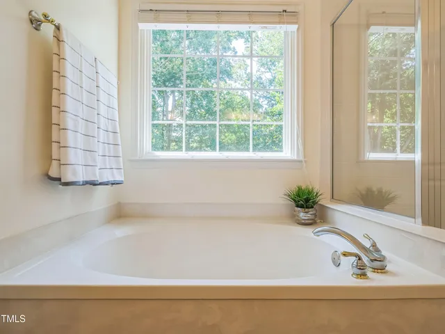 $735,000 | 104 Pellinore Court, Cary, NC 27513