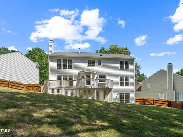 $735,000 | 104 Pellinore Court, Cary, NC 27513