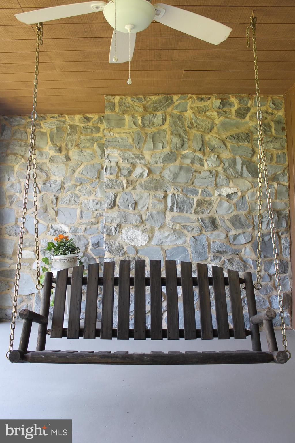 1615 Pleasant View Road Mount Jackson, VA 22842 - Photo 36 of 131 Screened Porch