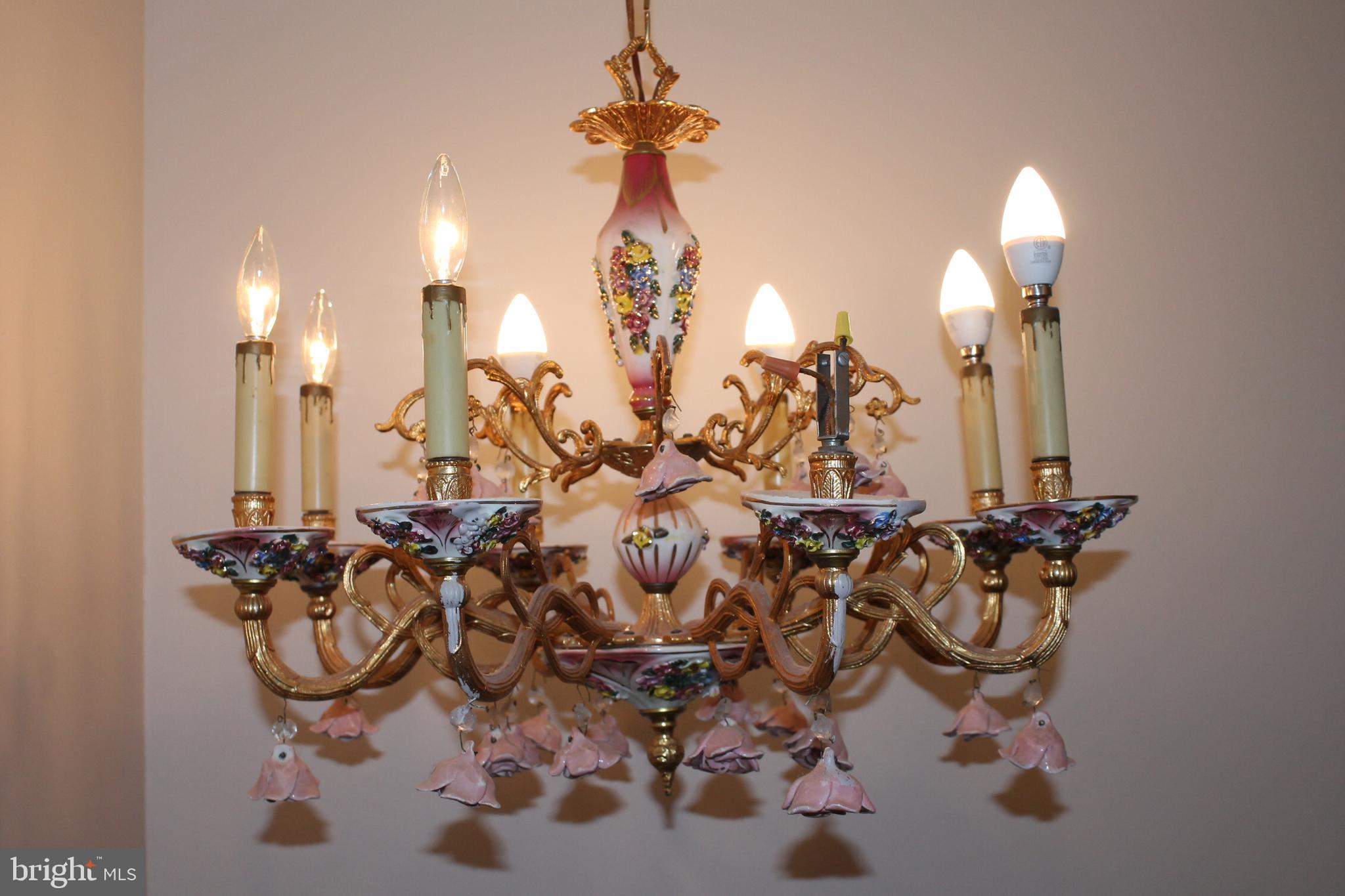 1615 Pleasant View Road Mount Jackson, VA 22842 - Photo 79 of 131 Stairway