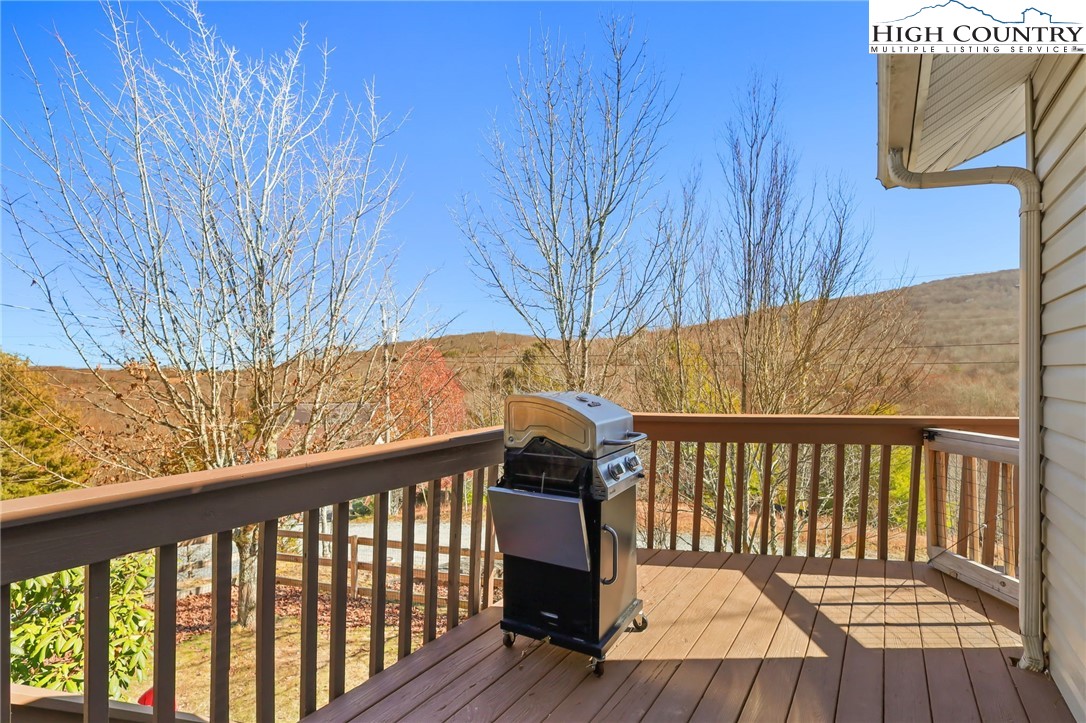 106 Upper Grouse Ridge Road Beech Mountain, NC 28604 - Photo 9 of 38 Gallery Image 9