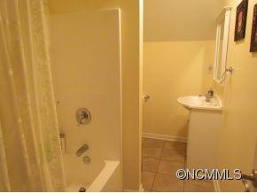 13 Cisco Road Asheville, NC 28805 - Photo 14 of 18 Gallery Image 14