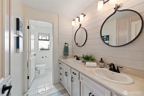 $1,450,000 | 2368 Soundview Drive, Langley, WA 98260