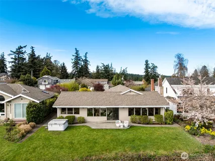 $1,450,000 | 2368 Soundview Drive, Langley, WA 98260