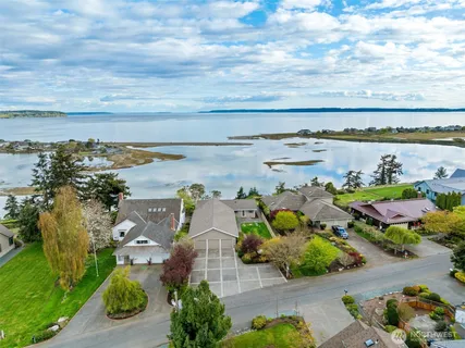 $1,450,000 | 2368 Soundview Drive, Langley, WA 98260