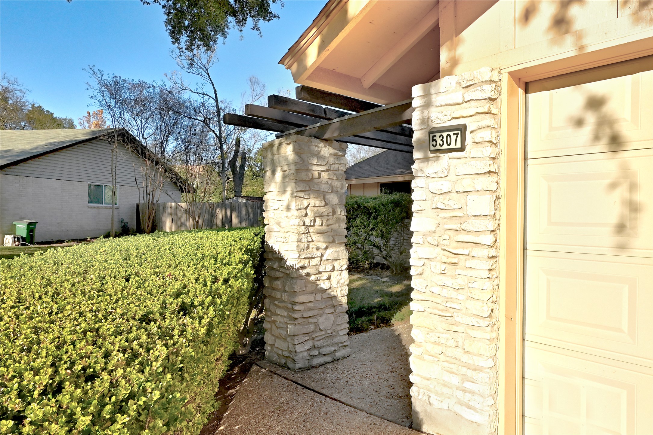 5307 Presidio Road Austin, TX 78745 - Photo 11 of 32