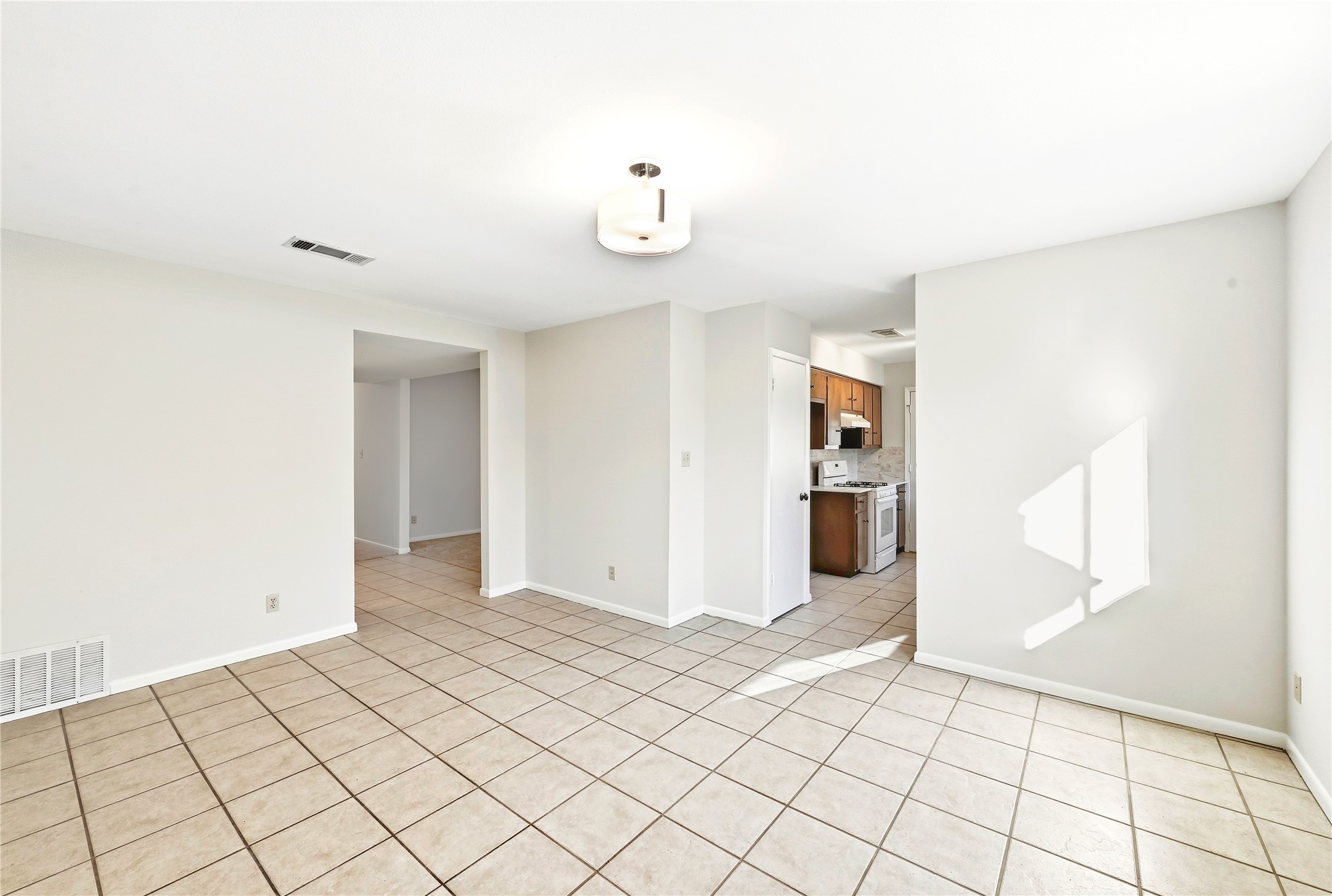 5307 Presidio Road Austin, TX 78745 - Photo 23 of 32