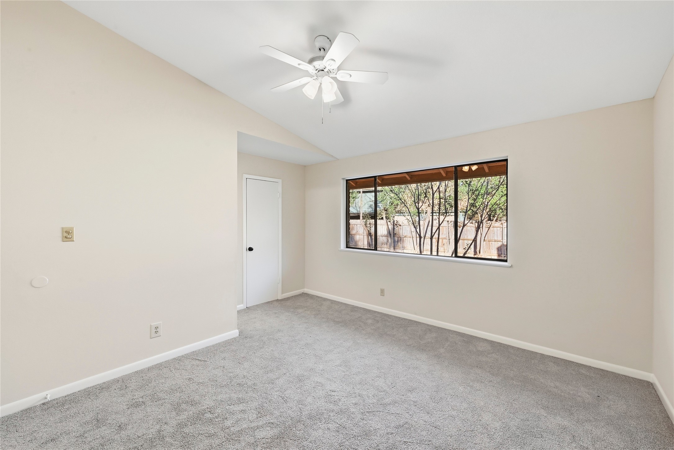 5307 Presidio Road Austin, TX 78745 - Photo 25 of 32