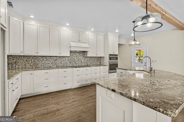 $575,000 | 420 Hidden Acres Lane, Clayton, GA 30525