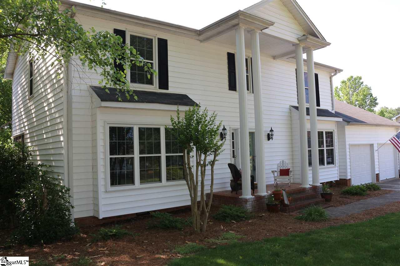 108 Pigeon Point Greenville, SC 29607 - Photo 1 of 29 Gallery Image 1
