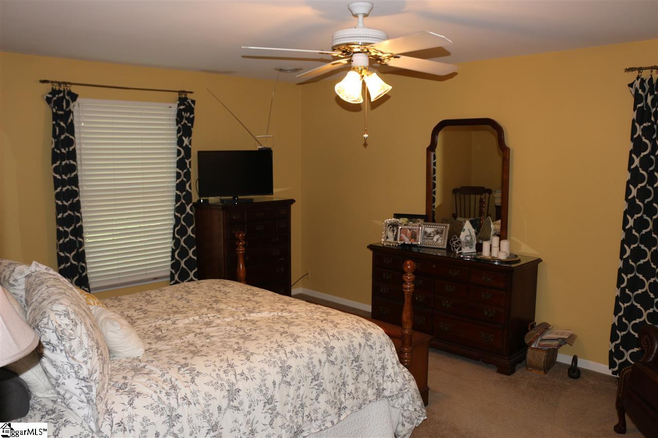 108 Pigeon Point Greenville, SC 29607 - Photo 17 of 29 Gallery Image 17