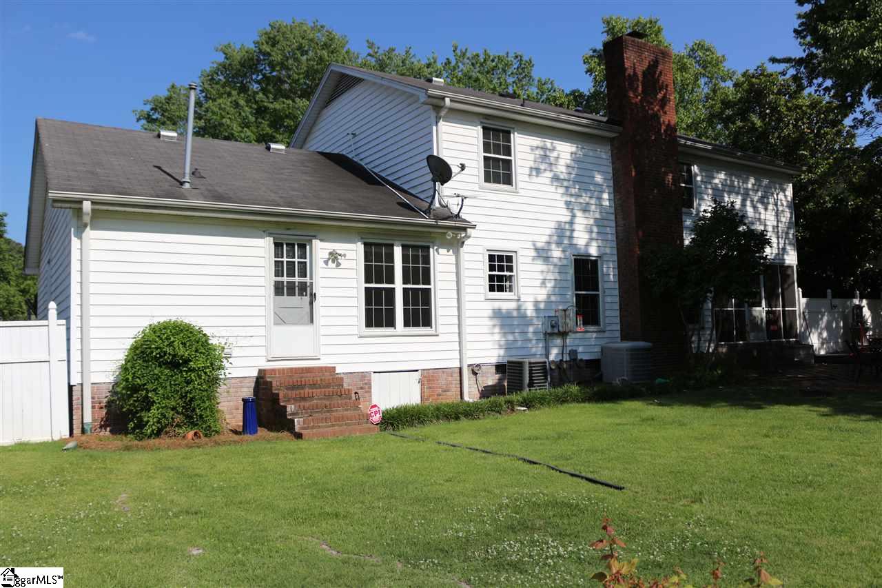 108 Pigeon Point Greenville, SC 29607 - Photo 21 of 29 Gallery Image 21
