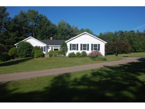 645 County Road New London, NH 03257 - Photo 1 of 1