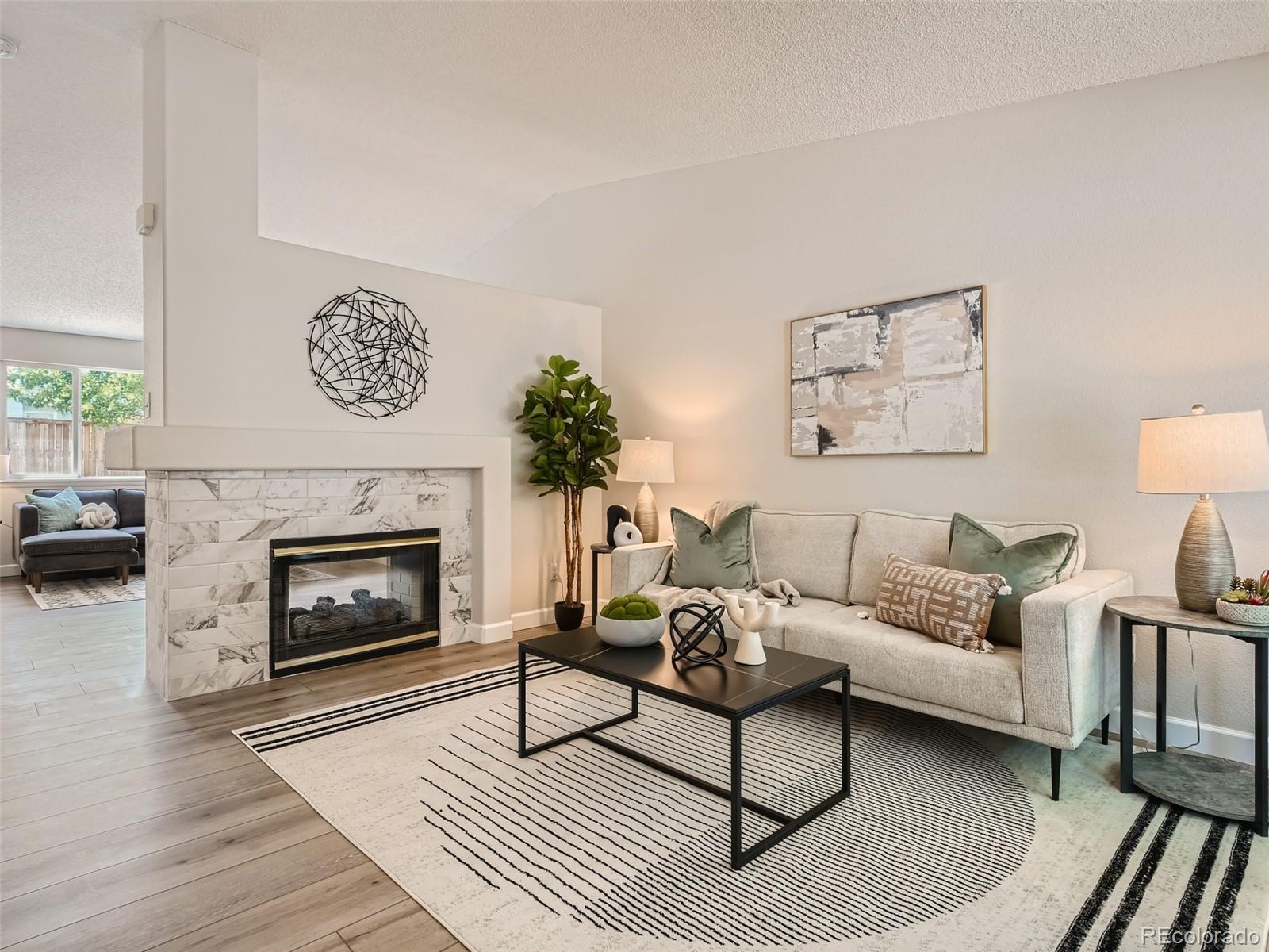 9573 South Castle Ridge Circle Highlands Ranch, CO 80129 - Photo 2 of 24