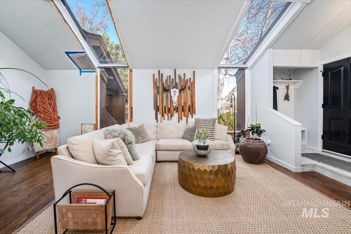 1989 East Boise Avenue Boise, ID 83706 - Photo 7 of 35