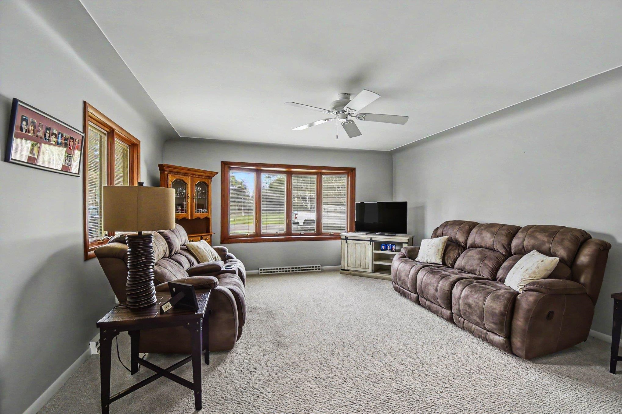 310 South Lincoln Road Bay City, MI 48708 - Photo 5 of 35