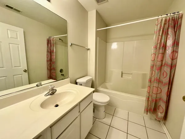 $359,900 | 24041 Walnut Circle, Plainfield, IL 60585