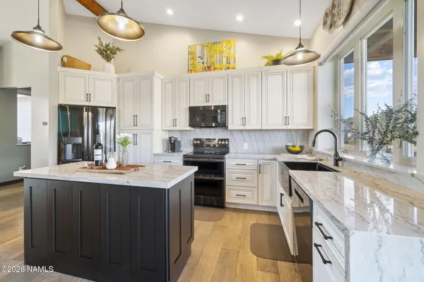 $1,350,000 | 4811 West Laskin Trail, Flagstaff, AZ 86001