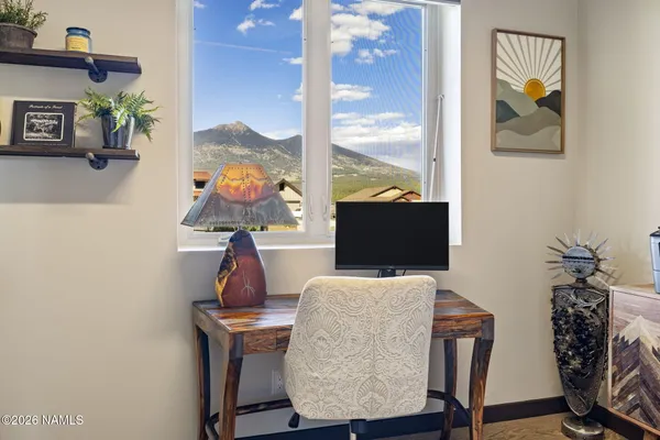 $1,350,000 | 4811 West Laskin Trail, Flagstaff, AZ 86001