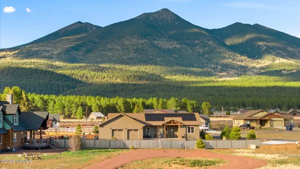 $1,350,000 | 4811 West Laskin Trail, Flagstaff, AZ 86001