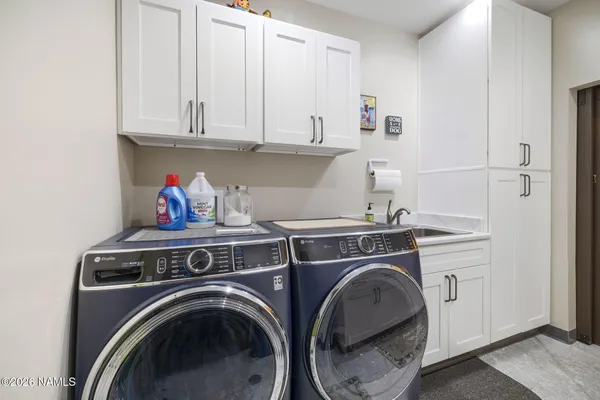 $1,350,000 | 4811 West Laskin Trail, Flagstaff, AZ 86001