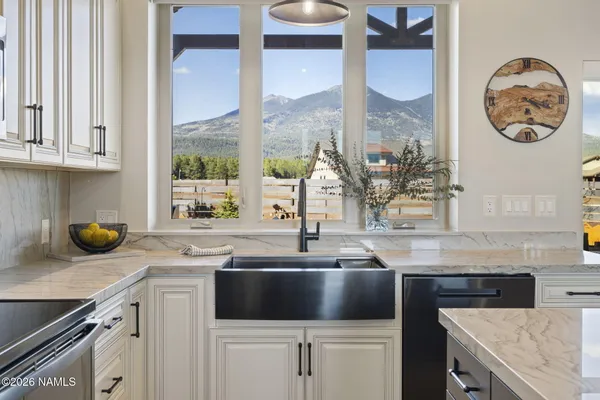 $1,350,000 | 4811 West Laskin Trail, Flagstaff, AZ 86001