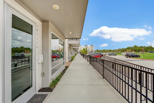 $2,500 | 18732 Centro Main Street, Unit B, Shenandoah, TX 77385